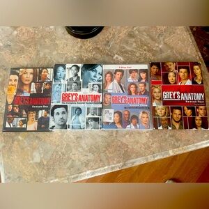 GREYS ANATOMY SEASONS 1-4 !!!